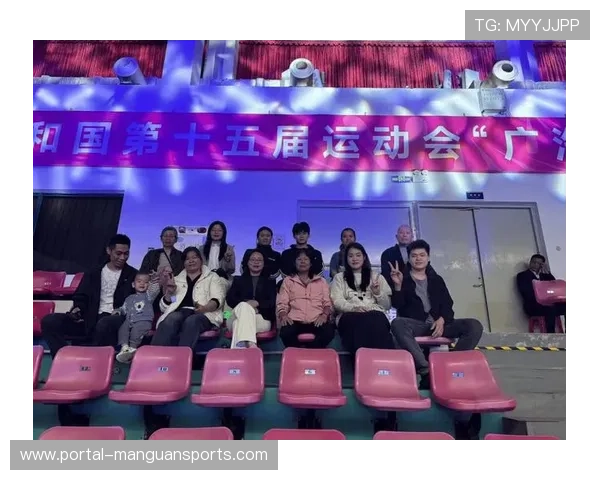 潘智欣首获成年组全国冠军,稳定表现彰显广东举重新锐潜力 潘智欣首获成年组全国冠军,稳定表现彰显广东举重新锐潜力